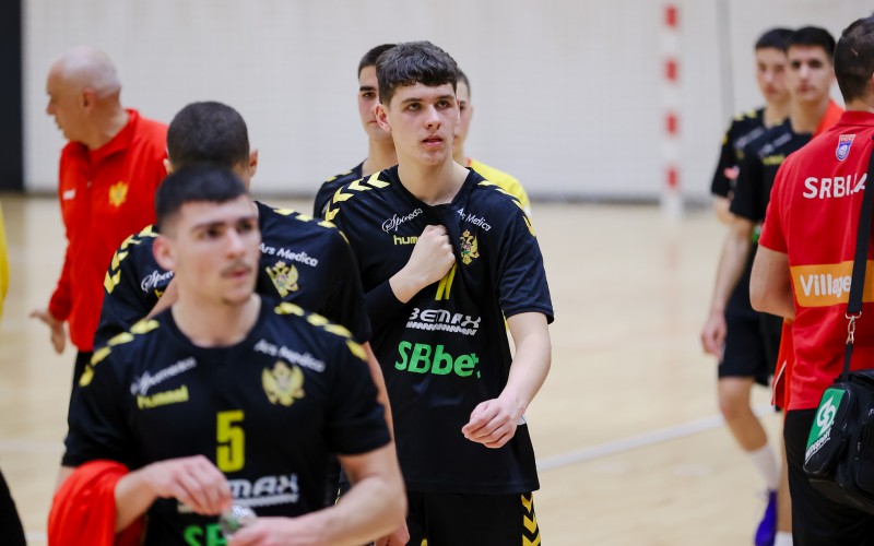 SRB-MNE_40