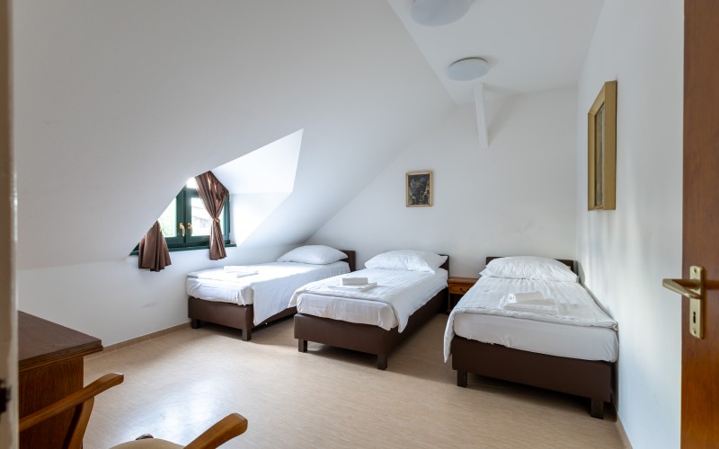 PR3_5305-HDR